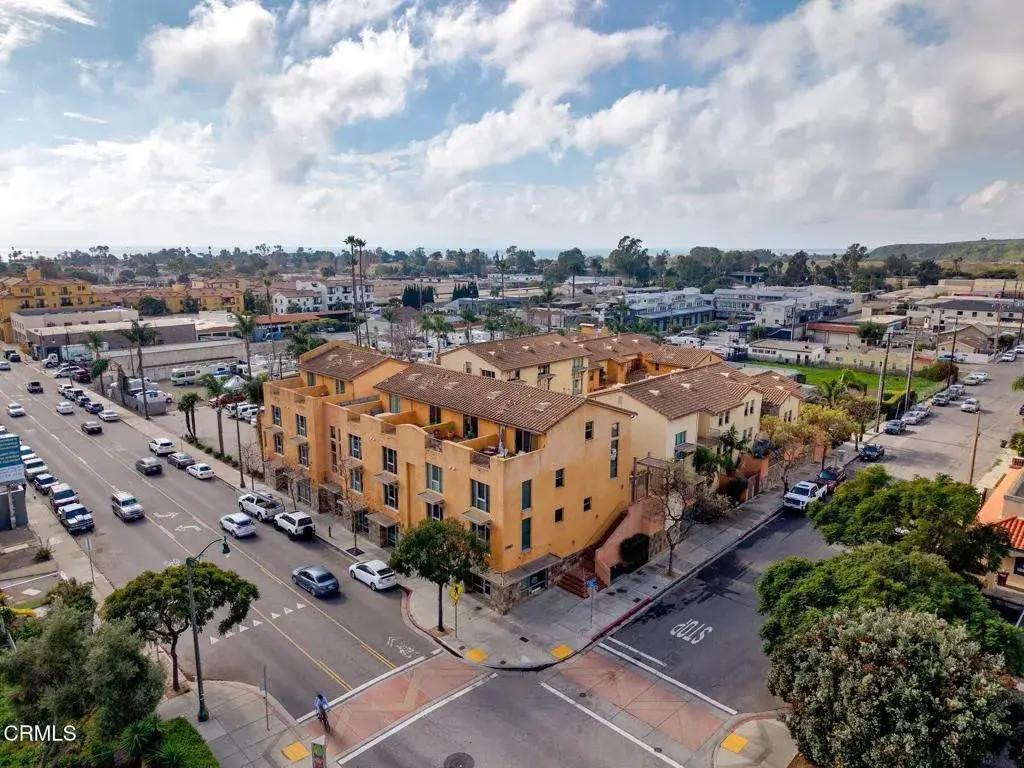 285 N Ventura Avenue #5, San Buenaventura Ventura, CA 93001 - Image #1