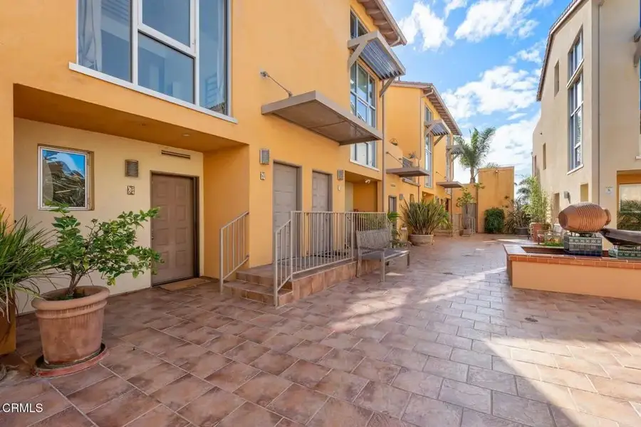 285 N Ventura Avenue #5, San Buenaventura Ventura, CA 93001 - Image #3