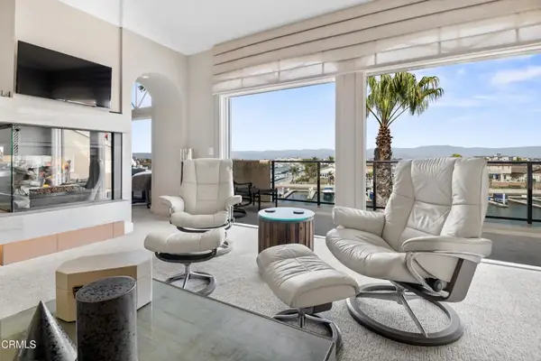 1758 Emerald Isle Way, Oxnard, CA 93035