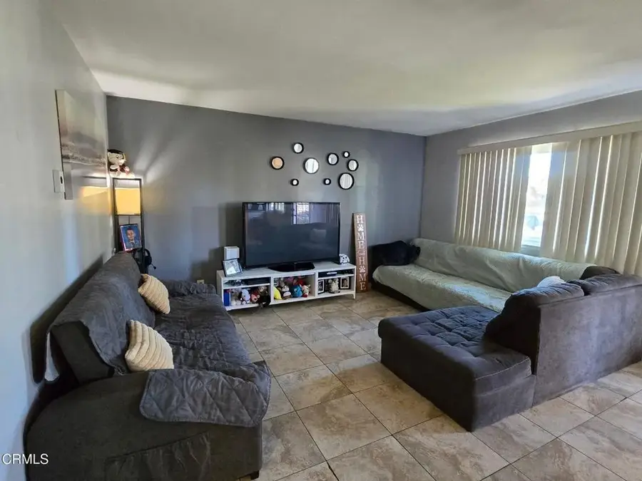 734 W Hemlock Street, Port Hueneme, CA 93041 - #2