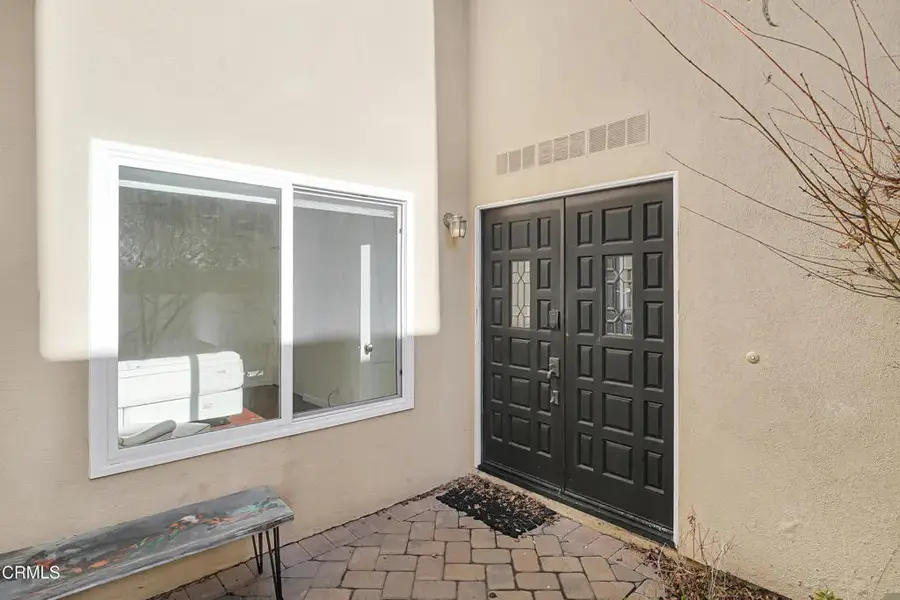 2010 Kingsbridge Way, Oxnard, CA 93035 - Image #3