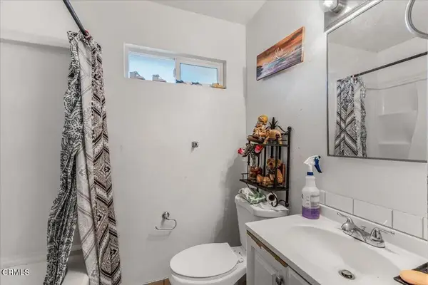 970 Laurel Street West, Oxnard, CA 93033