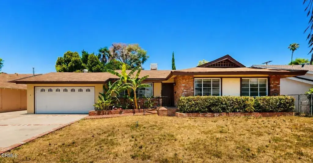 22423 Cantara Street, Canoga Park, CA 91304 - #1