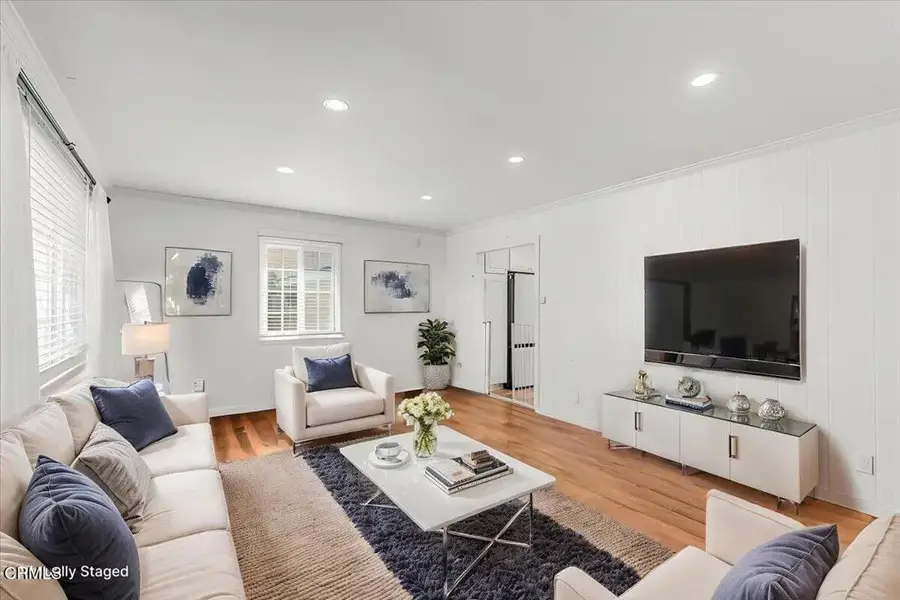 634 E Kamala Street, Oxnard, CA 93033 - #2