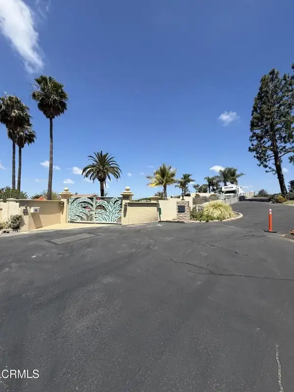 833 W Highland, Camarillo, CA 93010