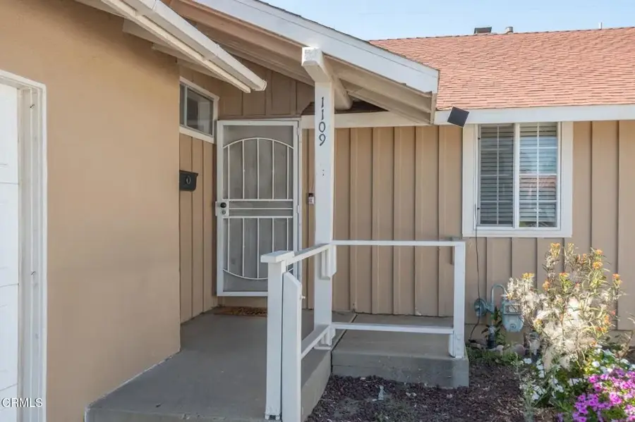 1109 Douglas Avenue, Oxnard, CA 93030 - #2