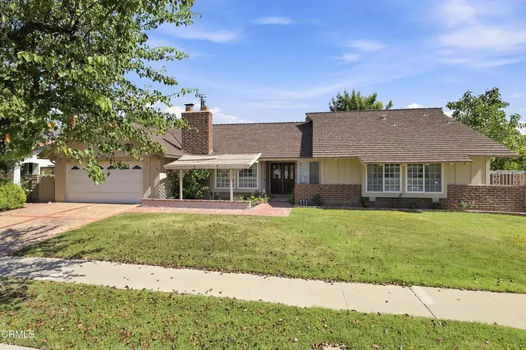 195 W Avenida De Las Flores, Thousand Oaks, CA 91360 - #1