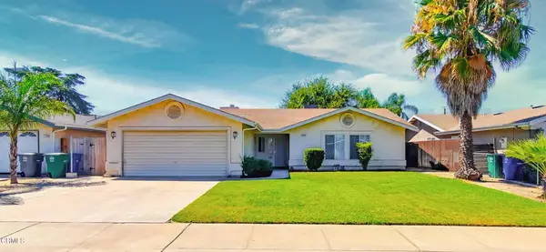 2751 Sierra Madre Court, Selma, CA 93662
