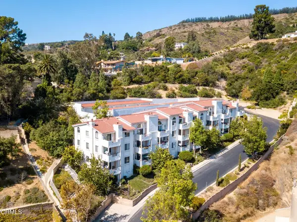 2713 Antonio Drive #109, Camarillo, CA 93010