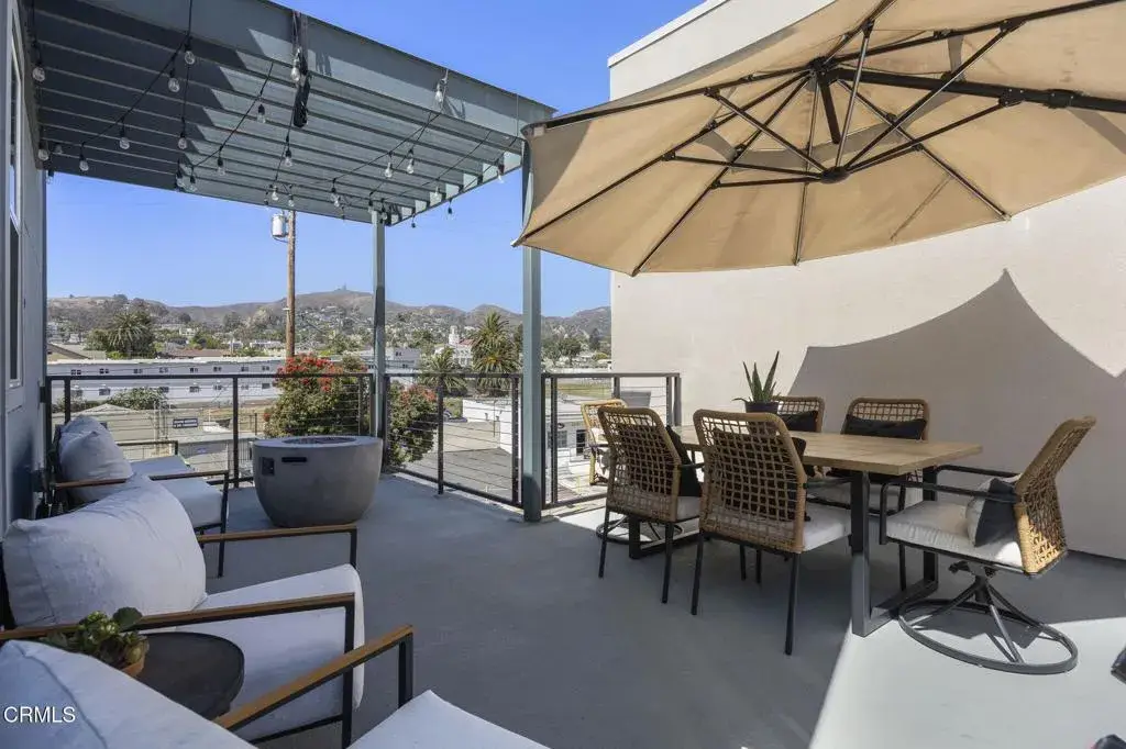 1230 E Thompson Boulevard #103, San Buenaventura Ventura, CA 93001 - #1