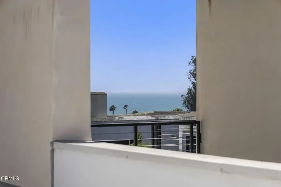 1230 E Thompson Boulevard #103, San Buenaventura Ventura, CA 93001 - #2