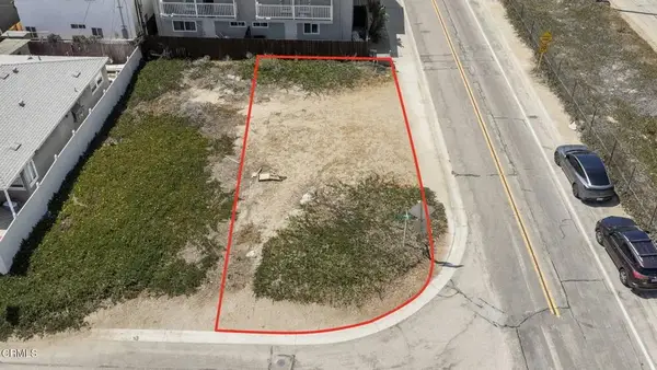 161 Santa Monica, Oxnard, CA 93035