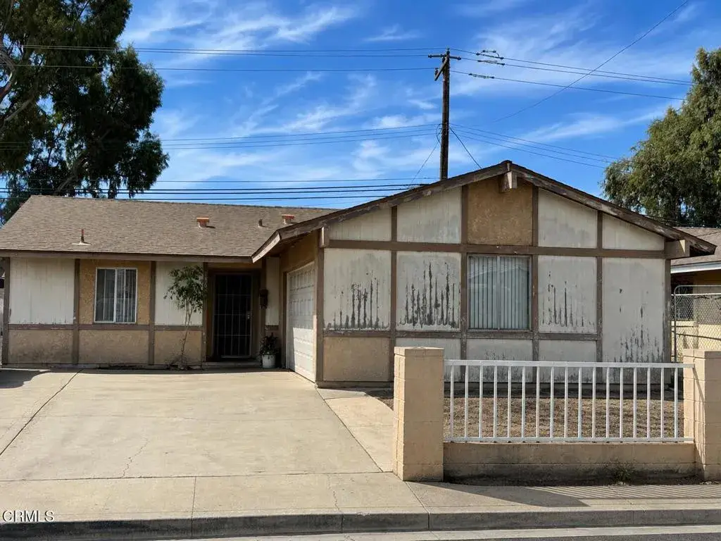 1466 Crawford Street, Oxnard, CA 93030 - #1