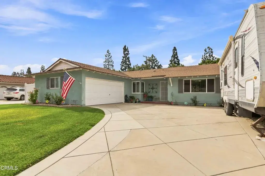 62 E Calle La Sombra, Camarillo, CA 93010 - #1