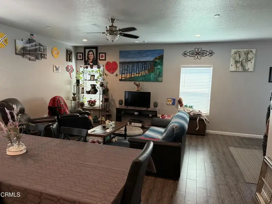 594 Granada Court, Merced, CA 95341 - #2