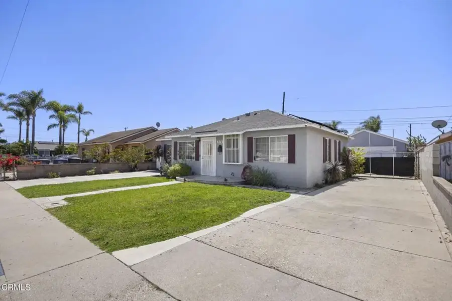 208 Lark Street, Oxnard, CA 93033 - #3