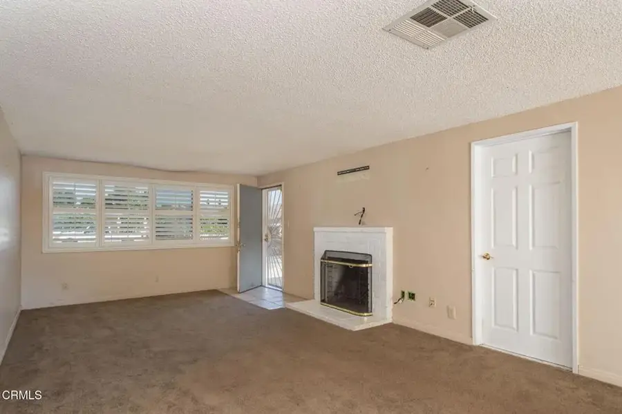 218 Warren Avenue, Santa Paula, CA 93060 - #3