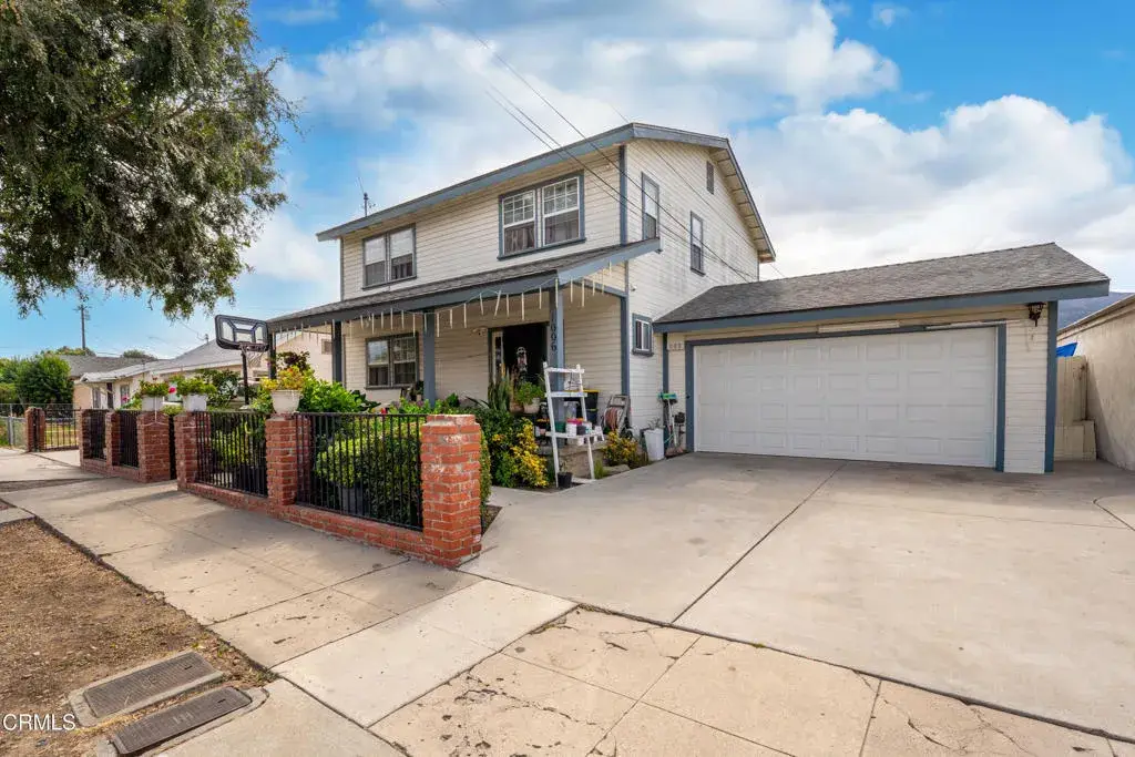 1006 E Ventura Street, Santa Paula, CA 93060 - #1