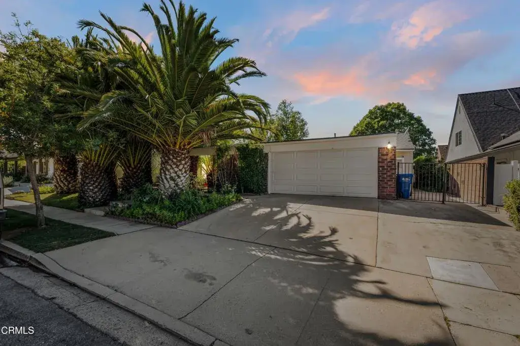79 N Madrid Avenue, Thousand Oaks, CA 91320 - #1