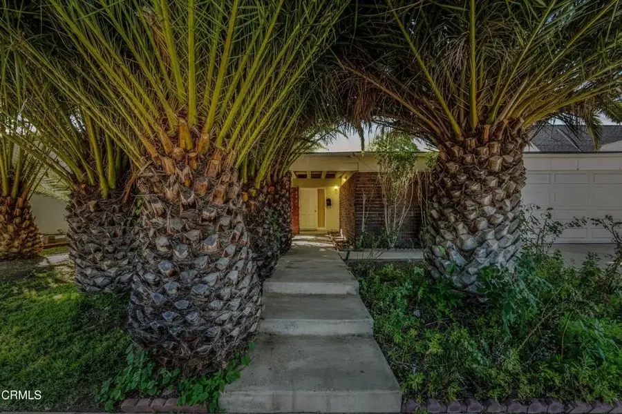 79 N Madrid Avenue, Thousand Oaks, CA 91320 - #2