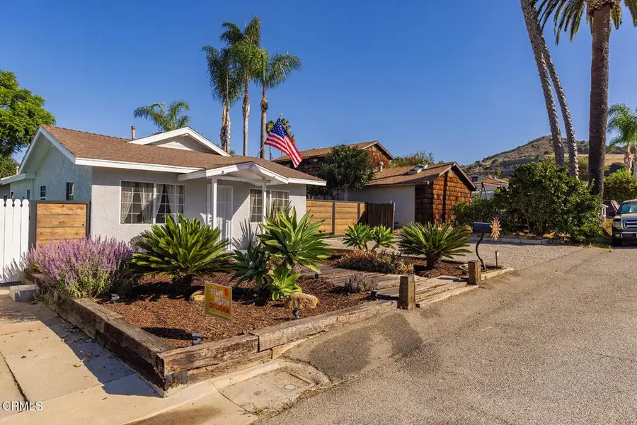 61 Mckee Street, San Buenaventura Ventura, CA 93001 - #3