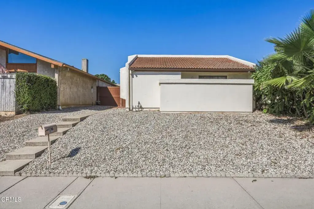 10277 Alexandria Street, San Buenaventura Ventura, CA 93004 - #1