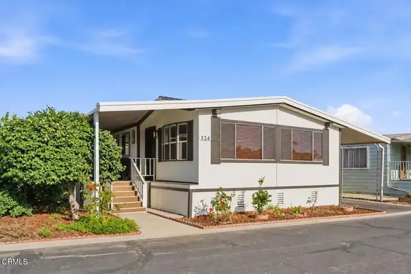 124 Yosemite #117, Oxnard, CA 93033