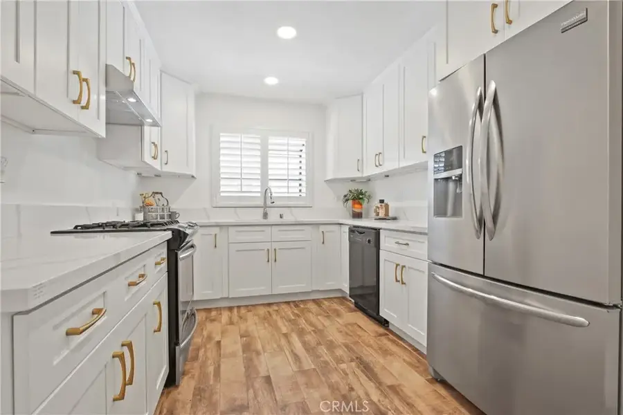 2690 Senasac Avenue, Long Beach, CA 90815 - Image #3