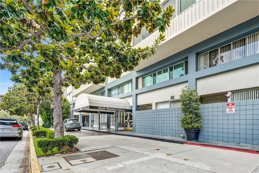 969 Hilgard Avenue #706, Los Angeles, CA 90024 - Image #3