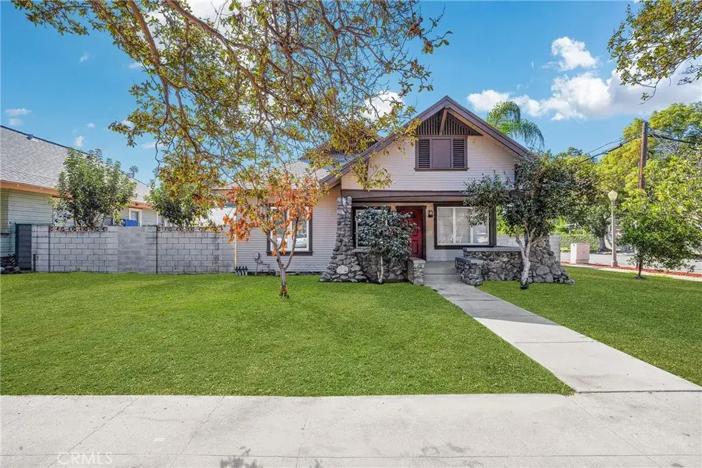 404 E Kingsley Avenue, Pomona, CA 91767 - Image #1