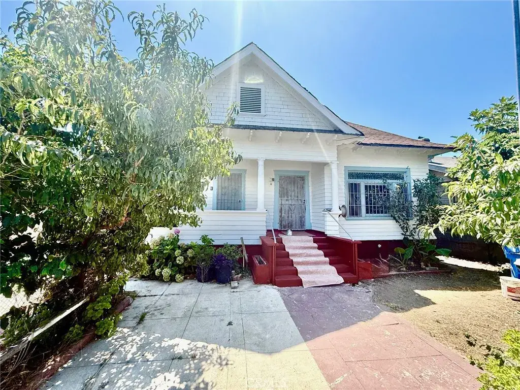 860 W 54th, Los Angeles, CA 90037 - Image #1