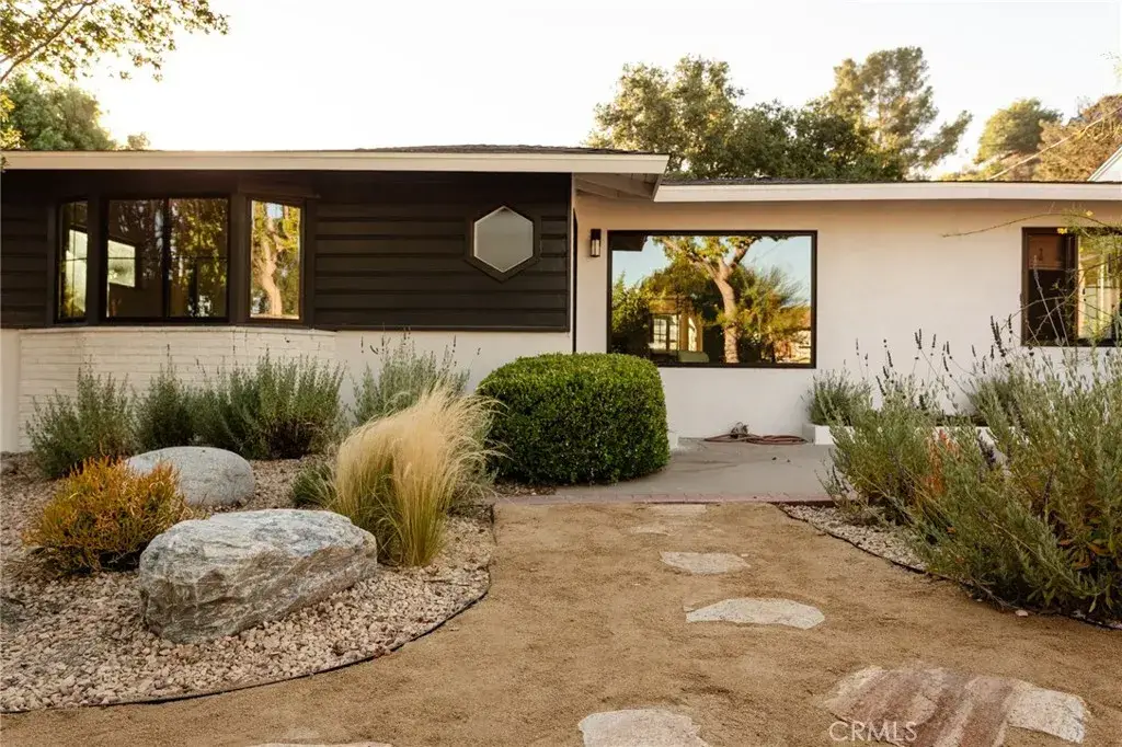 4367 Rising Hill, Altadena, CA 91001 - Image #1