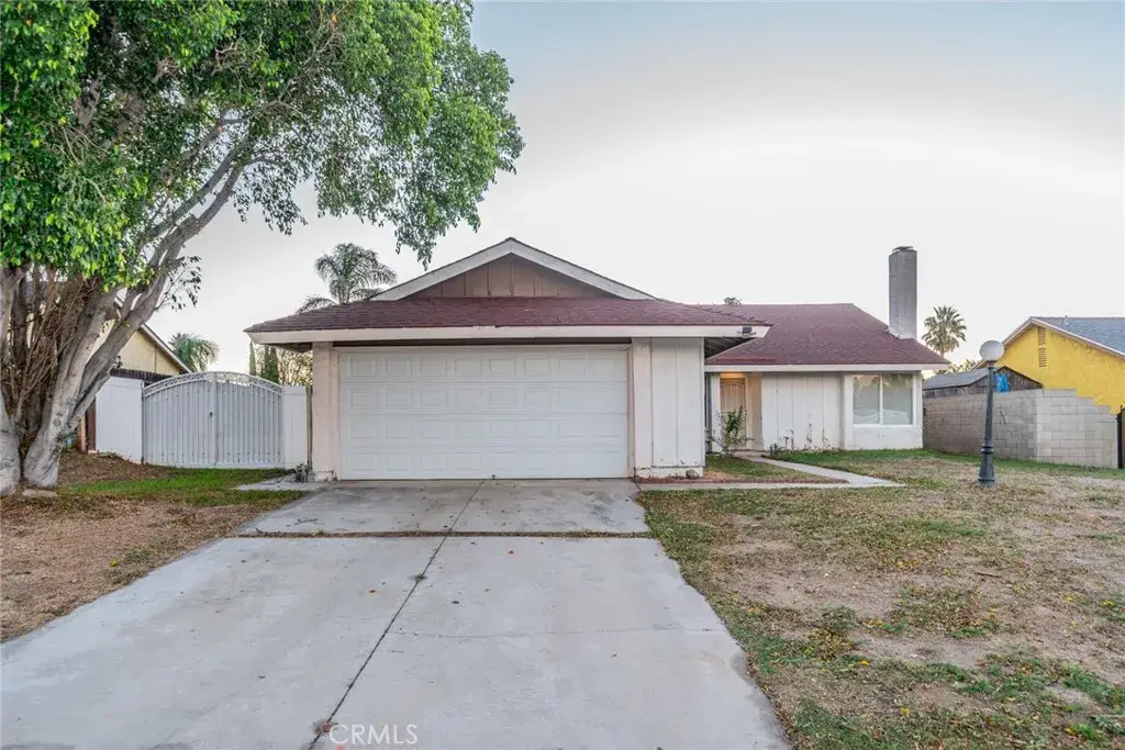 261 N Vine, Rialto, CA 92376 - Image #1