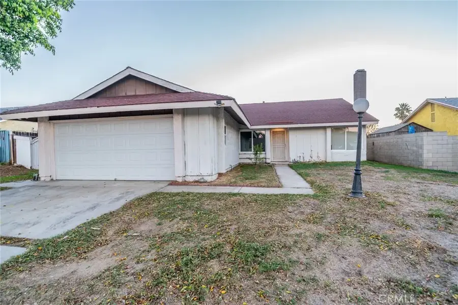 261 N Vine, Rialto, CA 92376 - Image #2