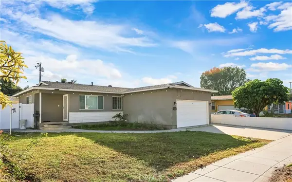 1034 W Maple, Orange, CA 92868