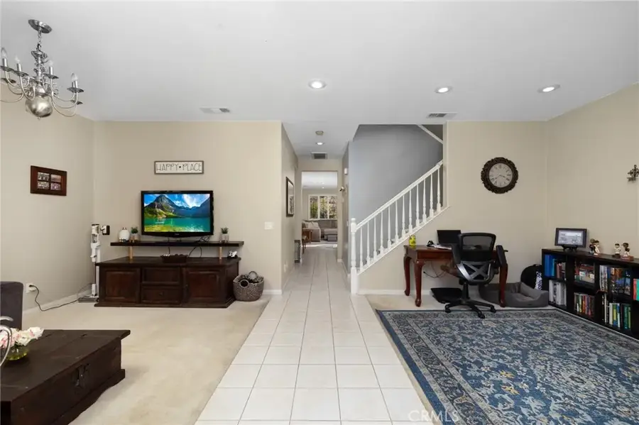 653 E Gardenia Drive, Azusa, CA 91702 - Image #2