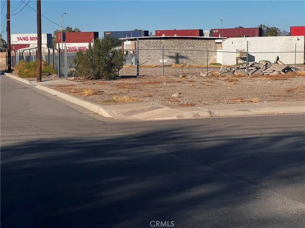 521 Quivera, Needles, CA 92363 - Image #1