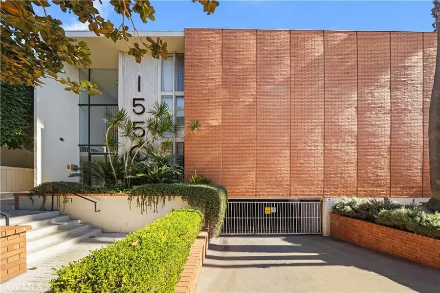 1550 N Laurel Avenue North #203, Los Angeles, CA 90046 - Image #3