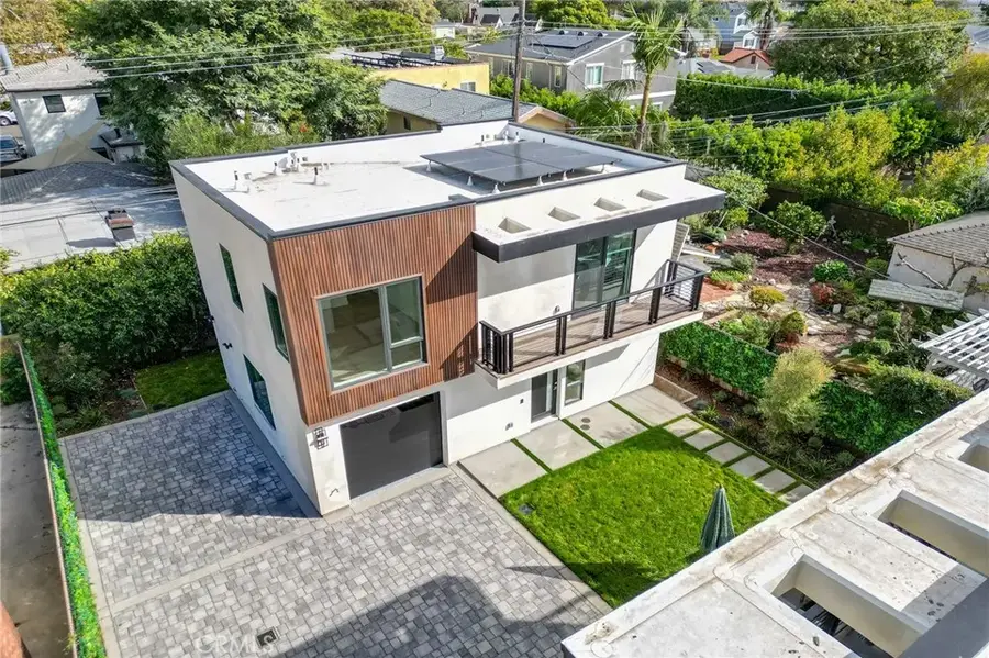 3932 S Minerva Avenue, Los Angeles, CA 90066 - #2