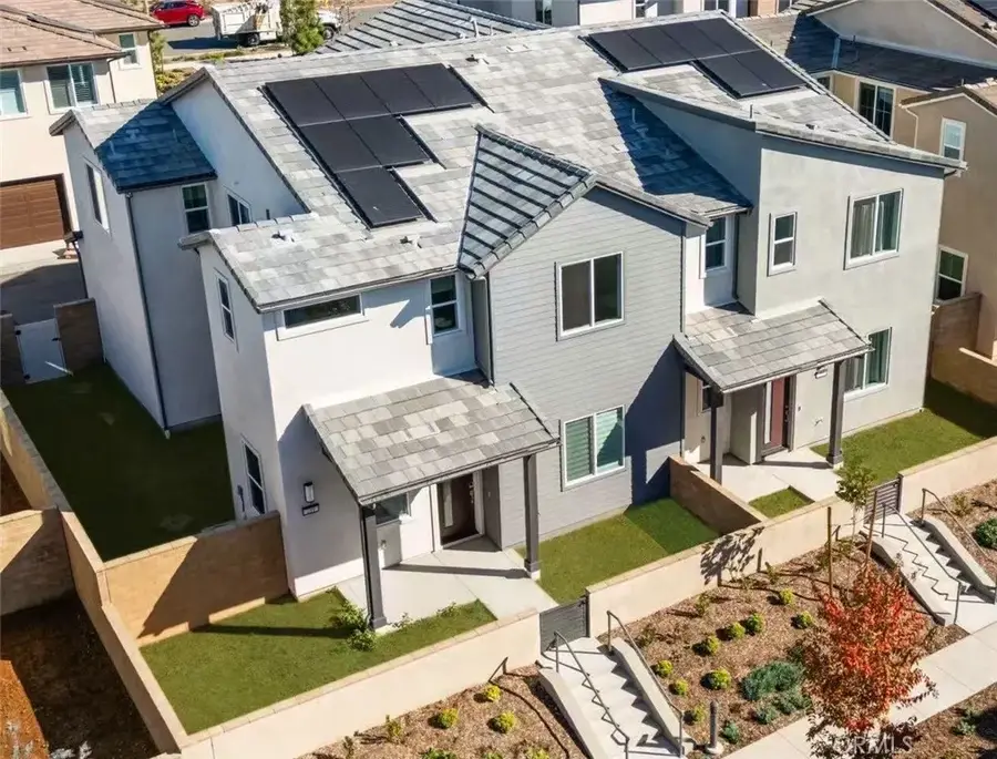 289 Shoveler, Irvine, CA 92618 - Image #2