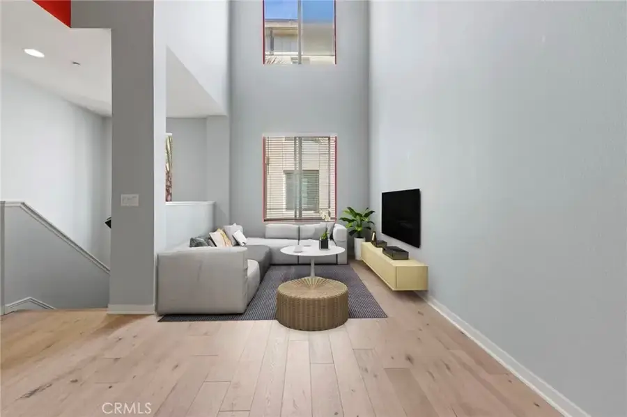 543 Rockefeller, Irvine, CA 92612 - Image #3