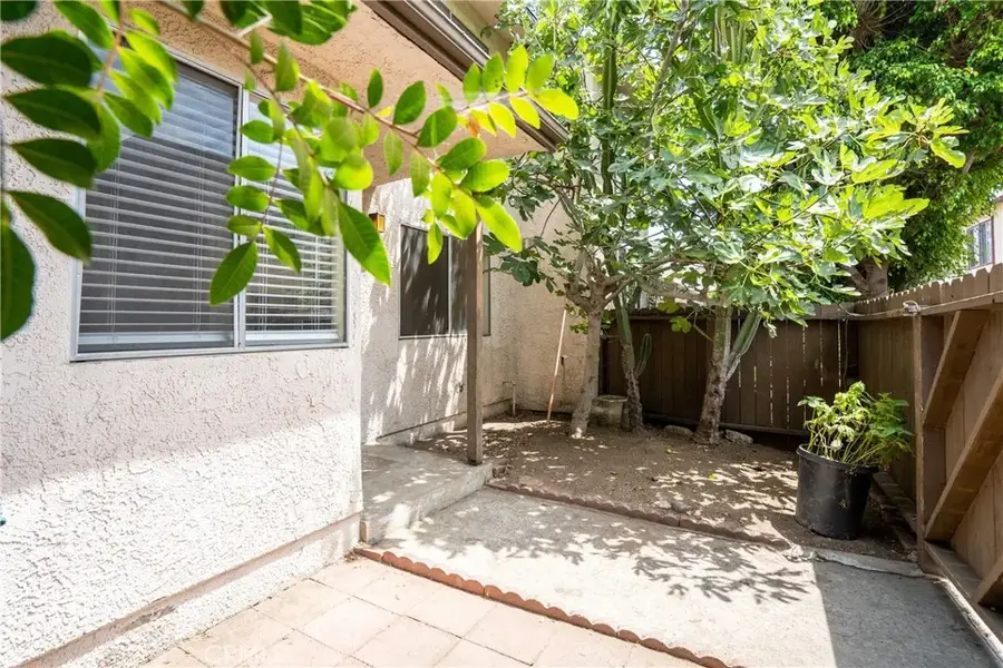 801 E Acacia #F, Glendale, CA 91205 - Image #3