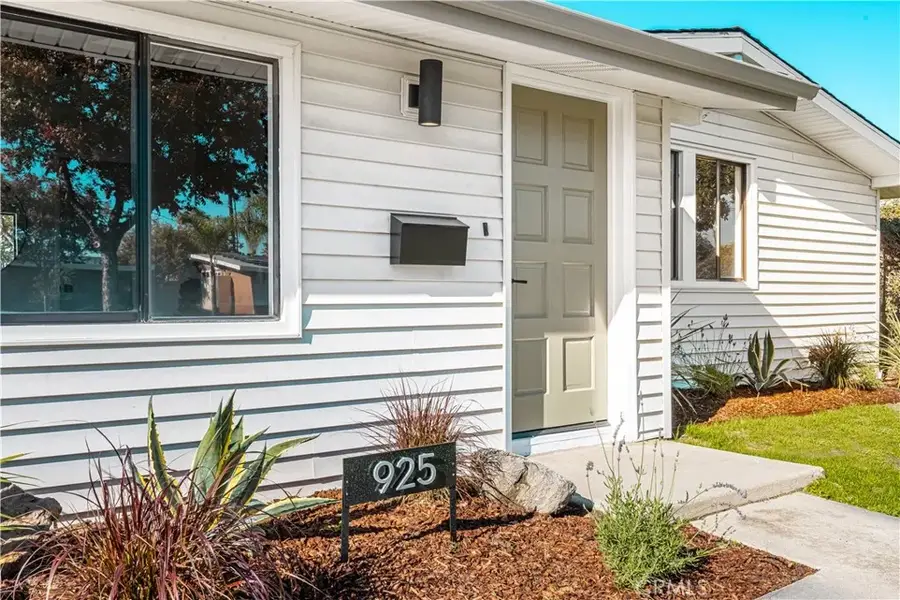 925 N Keystone Street, Anaheim, CA 92801 - Image #3