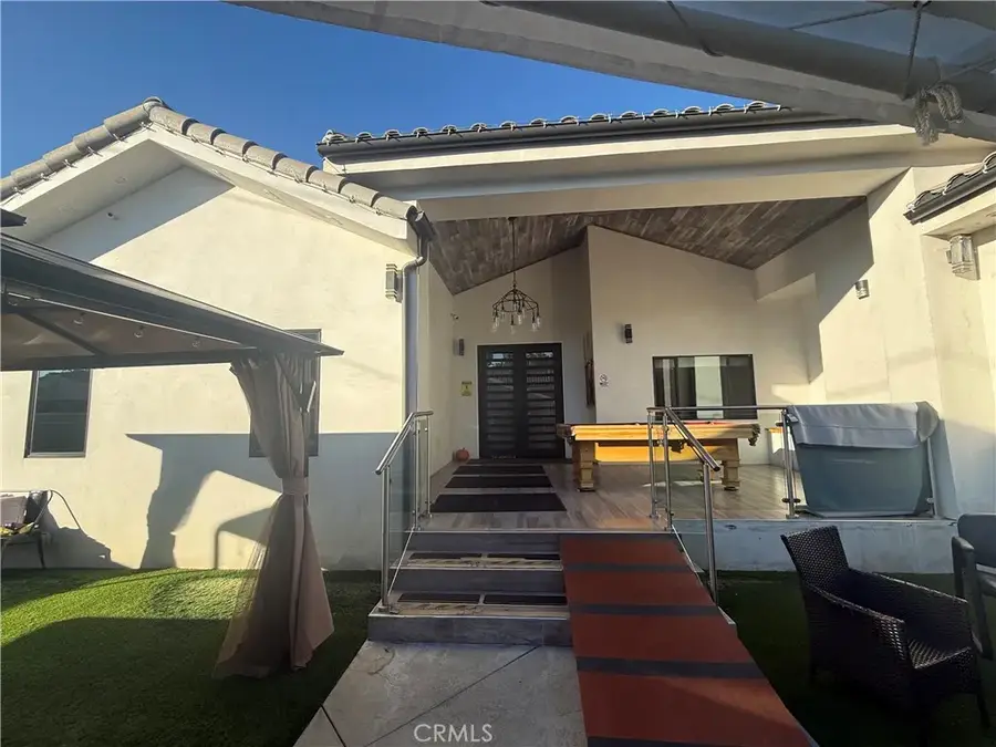 22913 Burbank, Woodland Hills, CA 91367 - Image #2