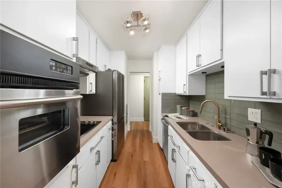 1010 Palm Avenue #207, West Hollywood, CA 90069 - Image #3