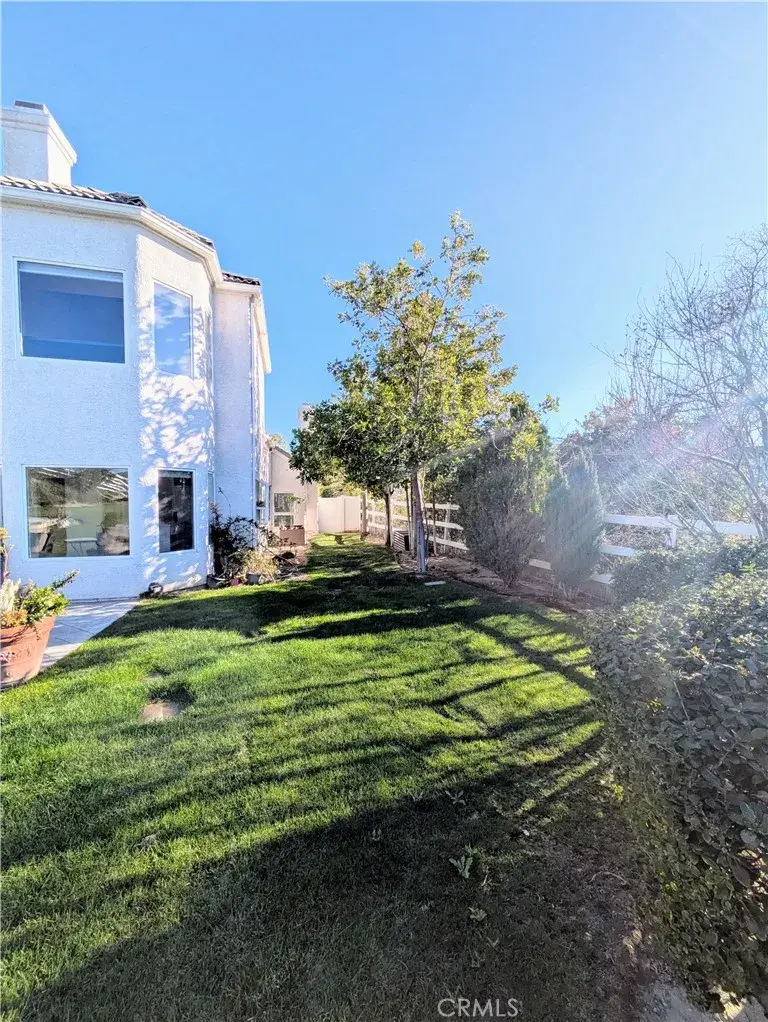 15435 Live Oak Springs Canyon, Canyon Country, CA 91387 - #3