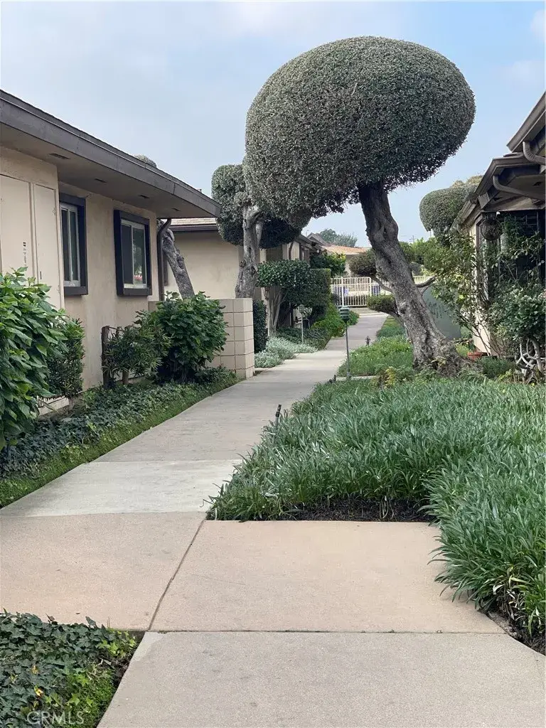 999 E Valley Boulevard East #20, Alhambra, CA 91801 - Image #2