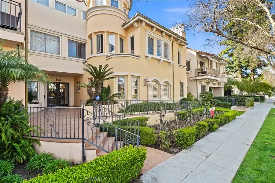 143 N Arnaz Drive #102, Beverly Hills, CA 90211 - Image #2