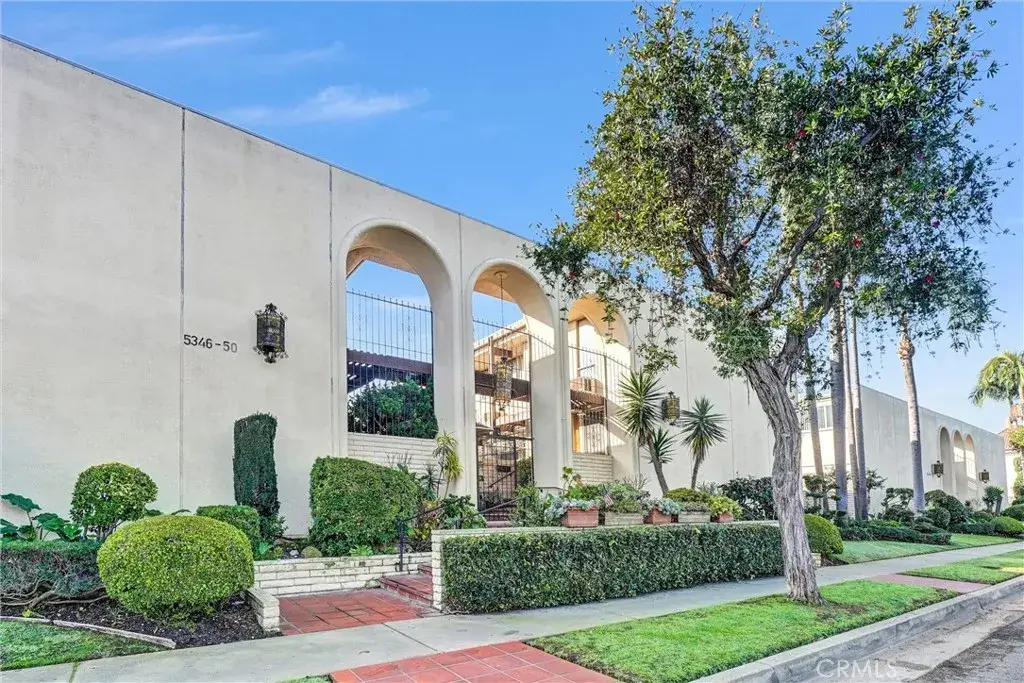 5348 Fairview Boulevard #3, Ladera Heights, CA 90056 - Image #1