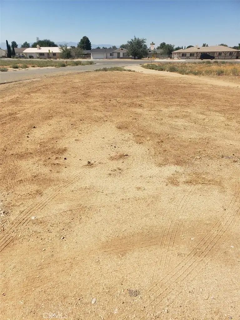 0 Navajo Way, Apple Valley, CA 92308 - #2